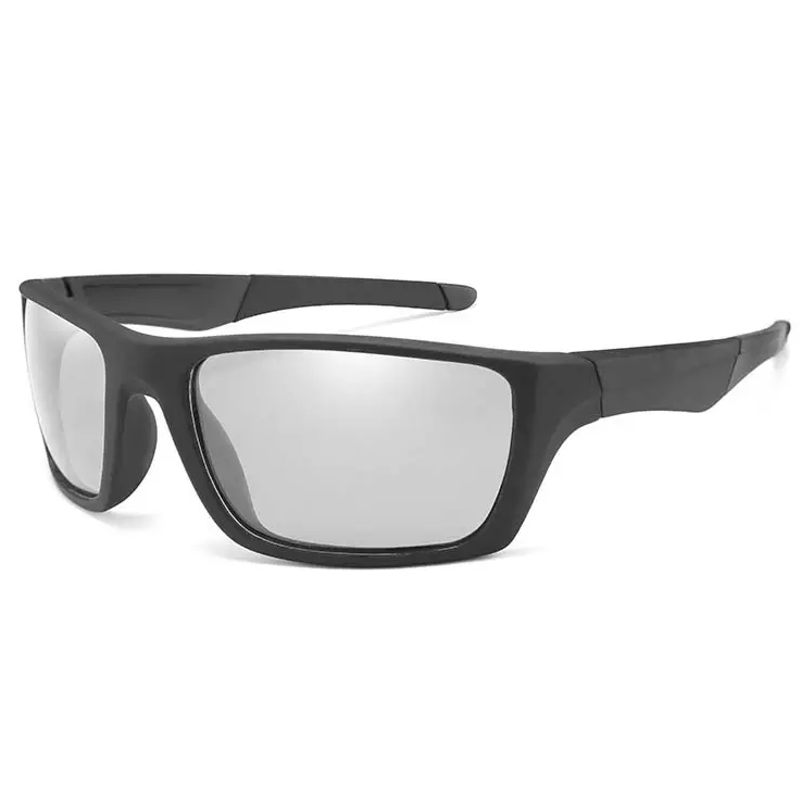 Polarone's K35472 black photochromic